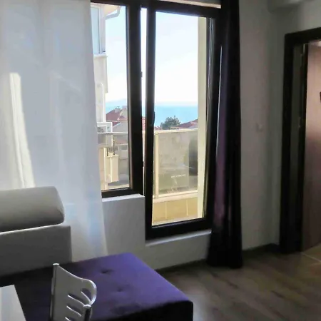 Modern Studio With Sea View Close To The Beach Apartmán *